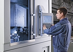 The ergonomic design of the VM 9 turning center is perfect.